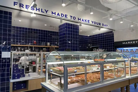 Rosa's Bakery & Shop photo 2